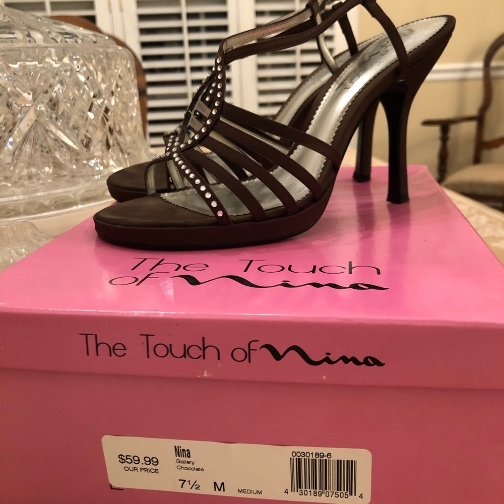 Love these! Can’t wear heels this high anymore :)